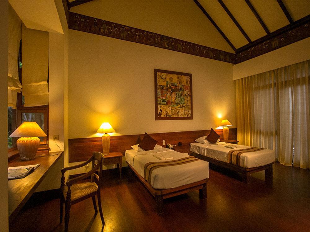 Hotel The @ Tharabar Gate Bagan