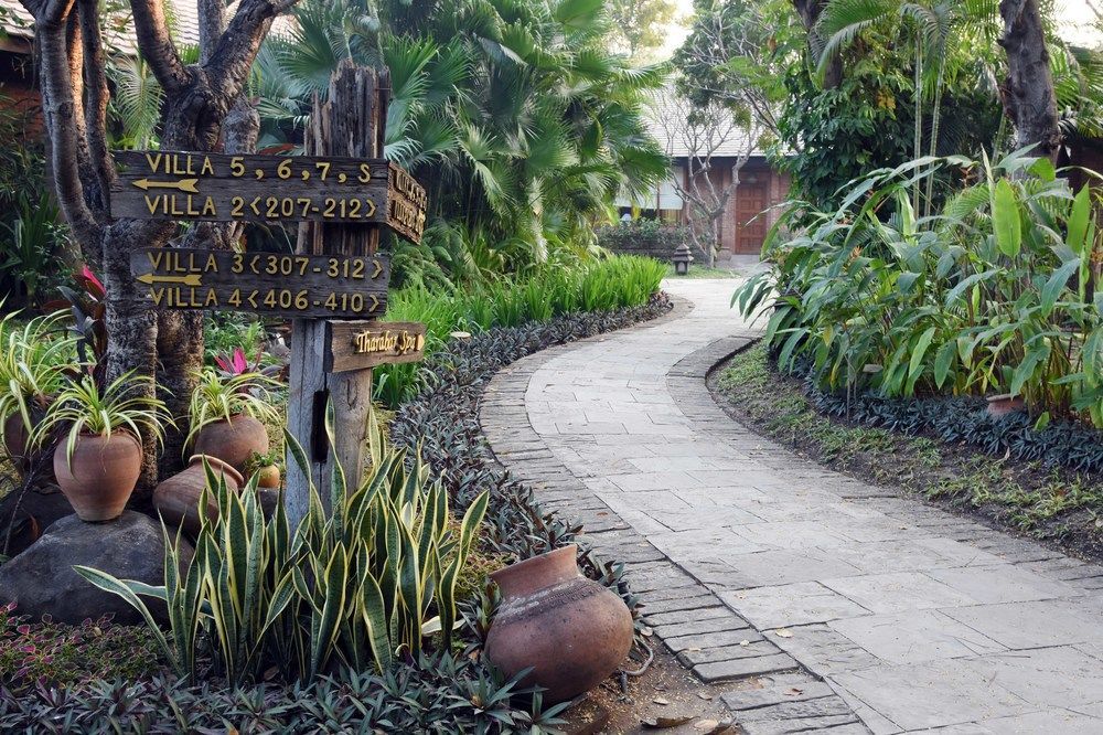 The @ Tharabar Gate 4* Bagan